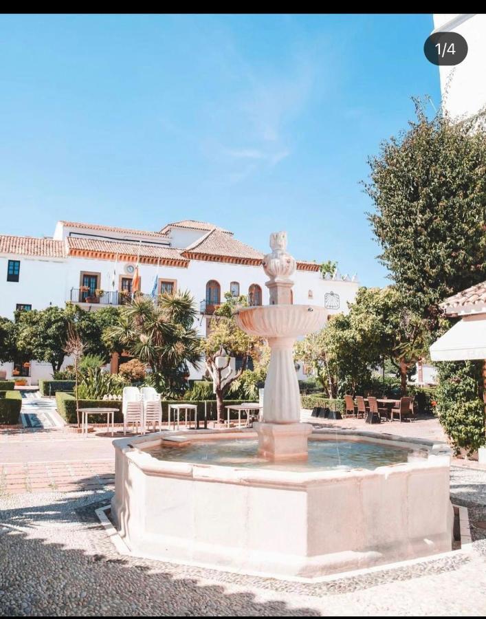 Plaza De Naranjos Apartment Marbella